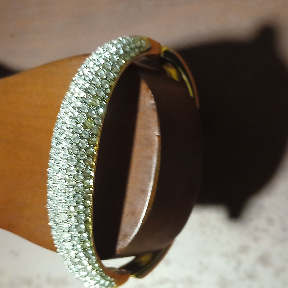 Elegant Gold and Silver Women's Bracelet